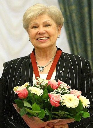 Лариса Латиніна