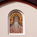 День святого великомученика й цілителя Пантелеймона