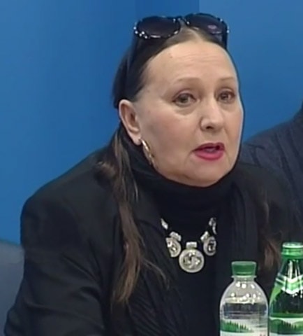 Лариса Кадочнікова