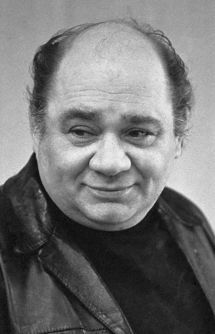 Євген Леонов