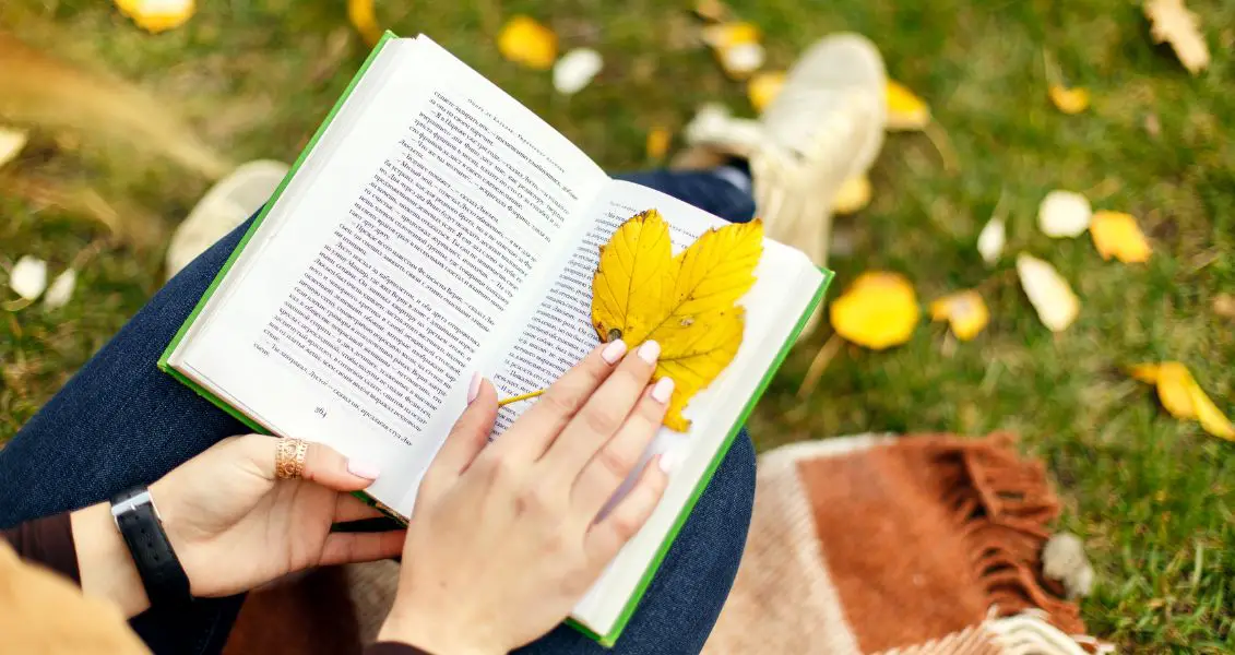 День читання книги