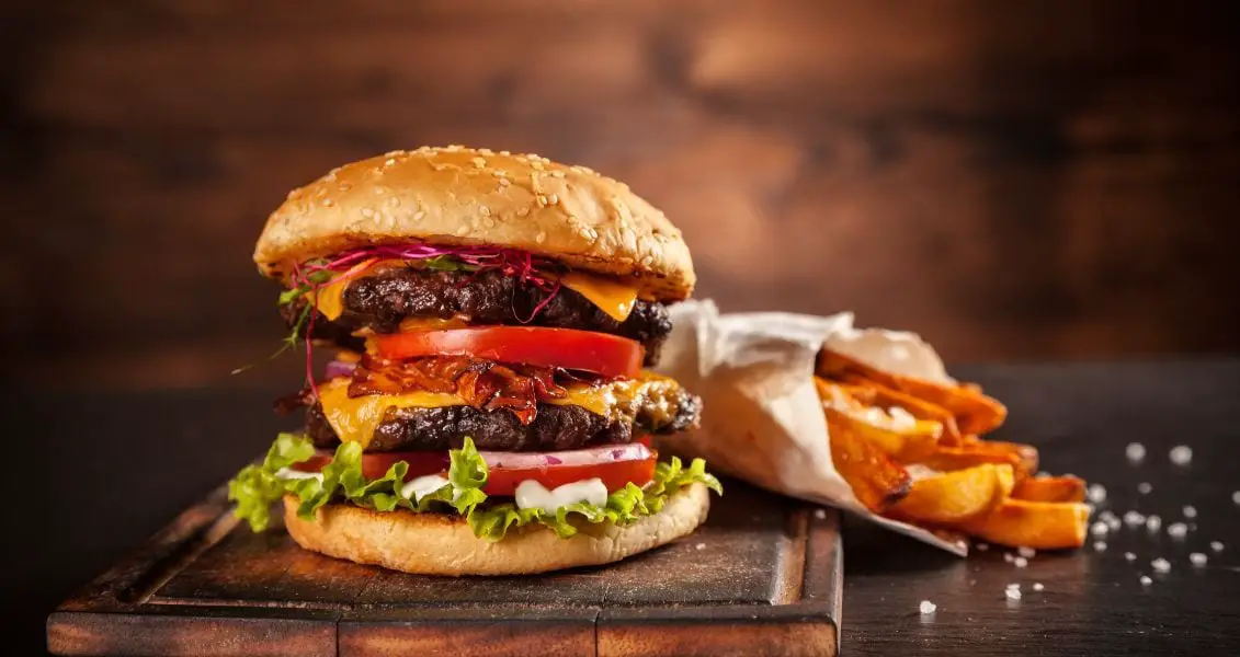 День гамбургера в США (National Hamburger Day)