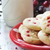 День пісочного тіста (National Shortbread Day) відзначають 6 січня.