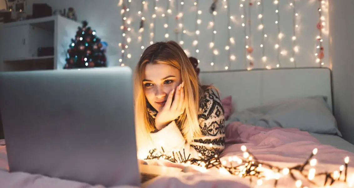 День різдвяного кіно марафону (​National Christmas Movie Marathon Day)