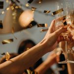День шампанського (National Champagne Day)