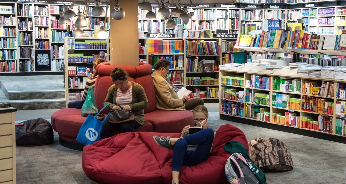 День «Люби свою книгарню»