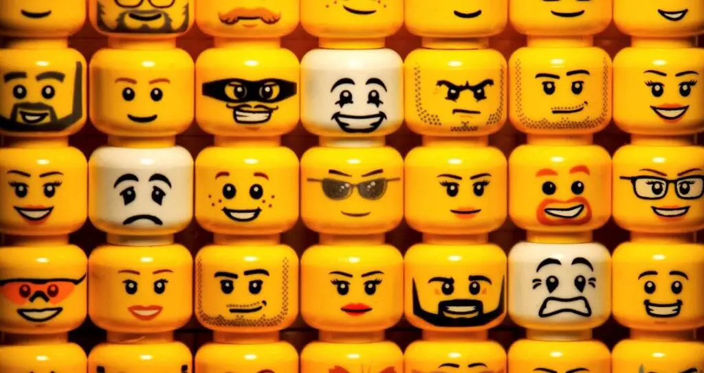 Голови мініфігурок LEGO