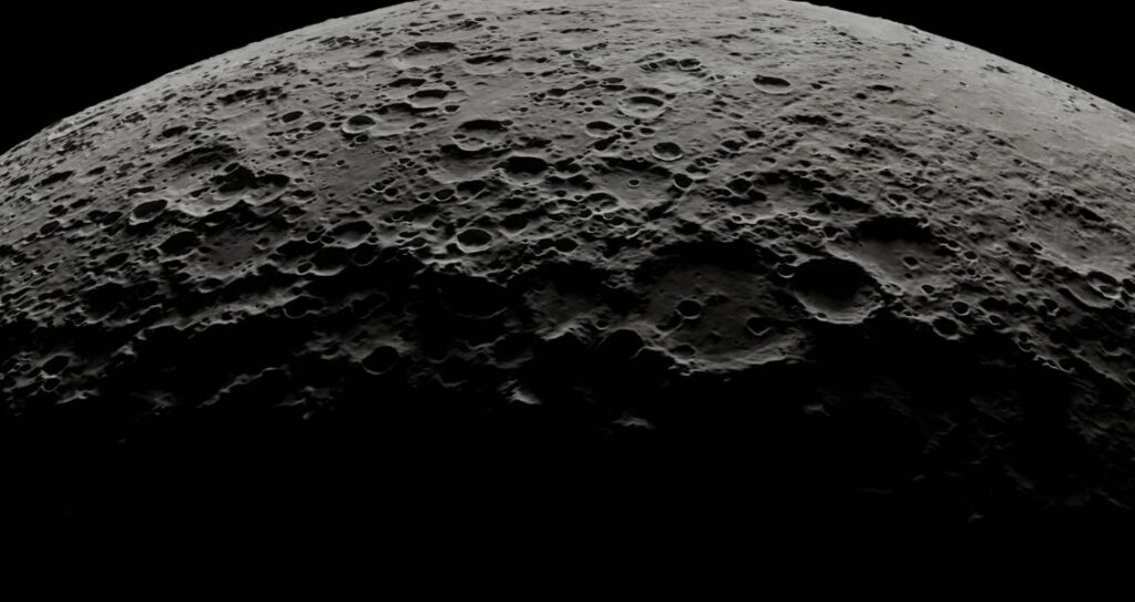 Поверхня місяця